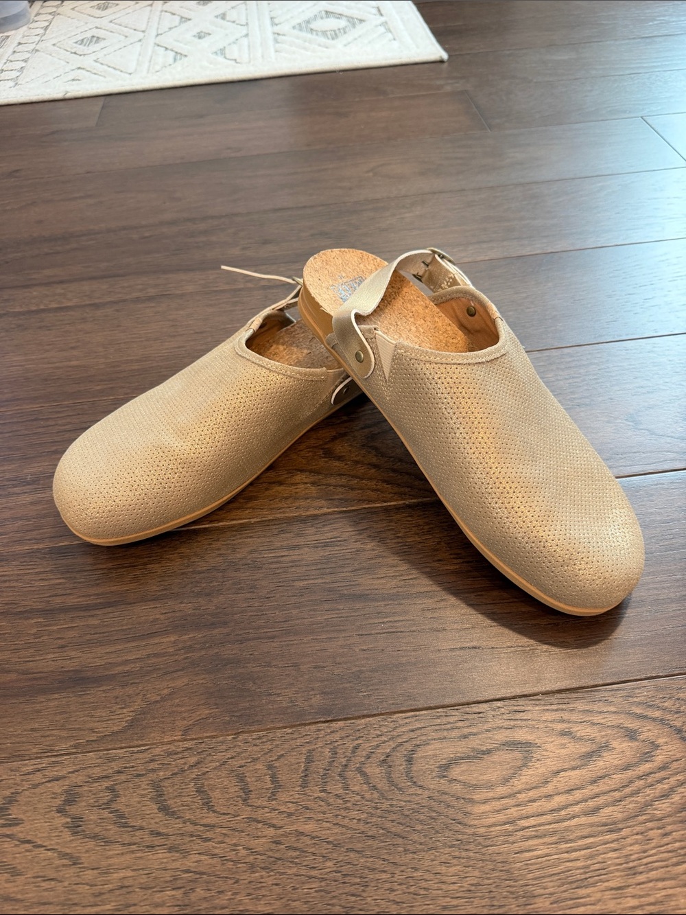 Reef Women’s Clog Gold/Tan Size 10 - C67-039